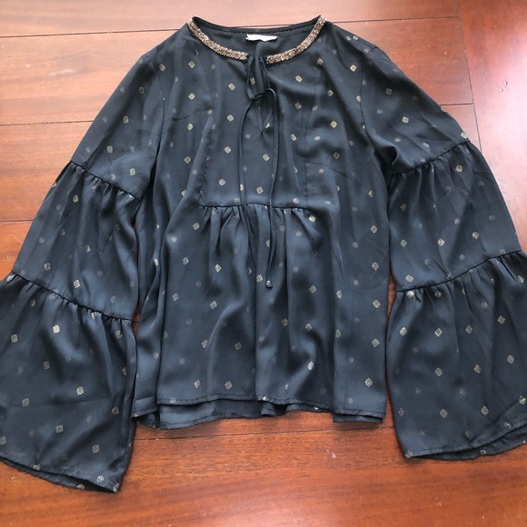 Altar’d State top - Picture 2 of 4